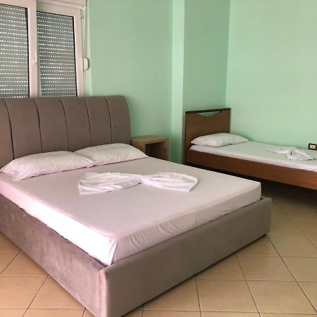 Lungomare Apartment فلورا المظهر الخارجي الصورة