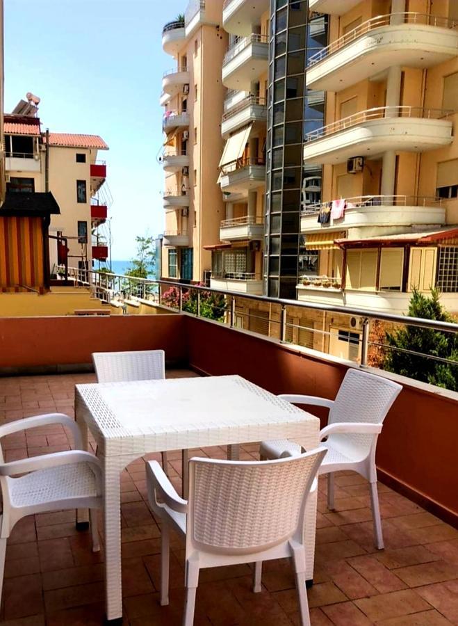 Lungomare Apartment فلورا المظهر الخارجي الصورة